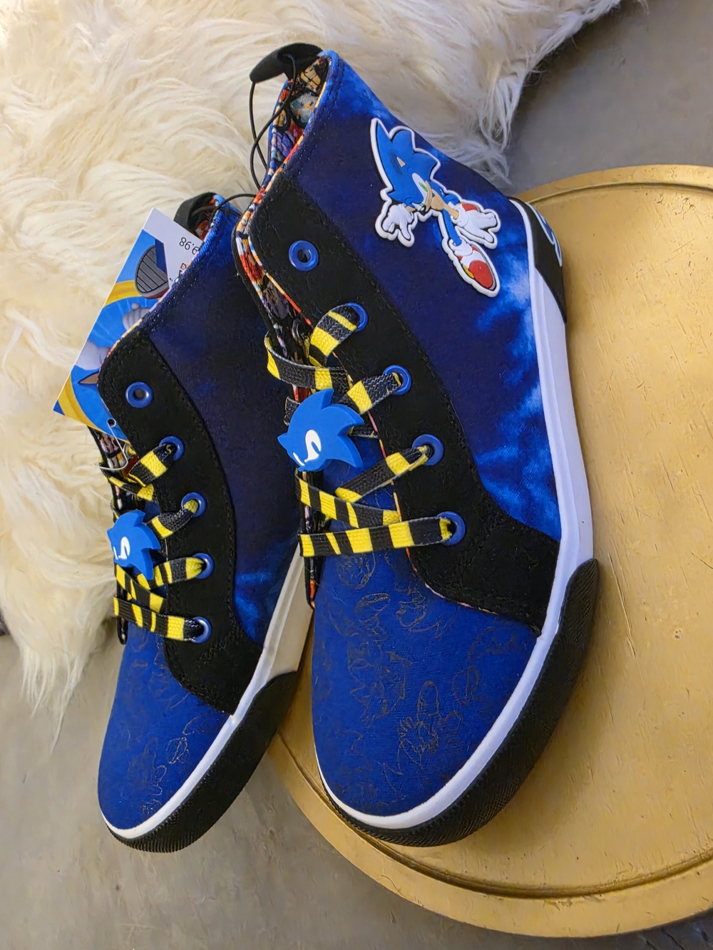 Blue Galaxy High-Top Sneakers with Character Sonic Accent Fits Woman's 7.5 / 8 - Picture 2 of 10